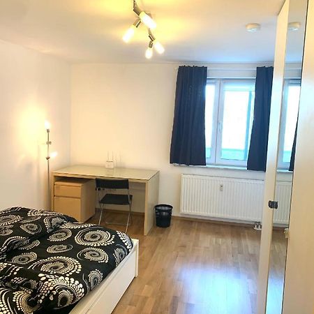 Cozy Flat , Near University , Wifi&Free Parking Řezno Exteriér fotografie